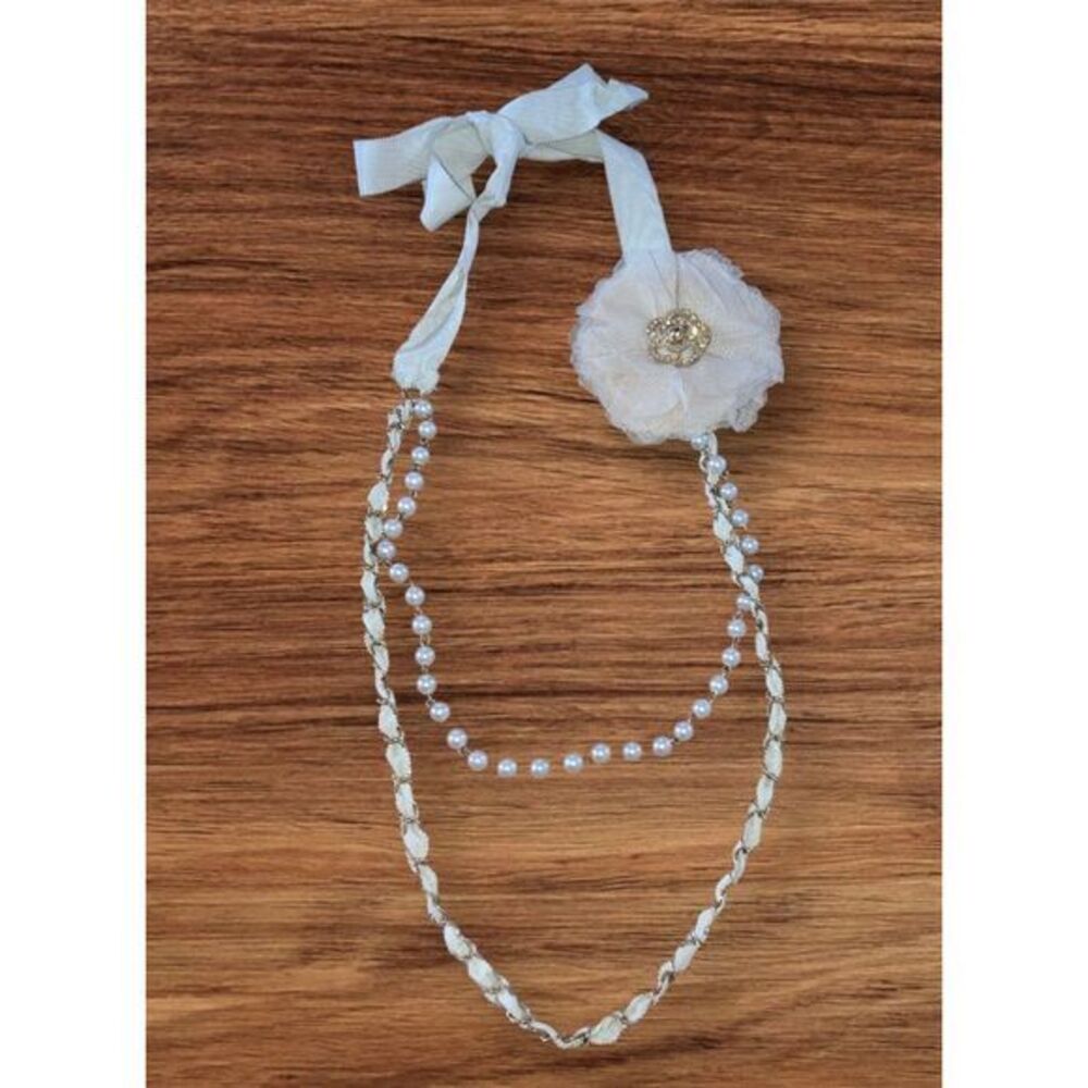 Women's necklace‎ in excellent condition worn once